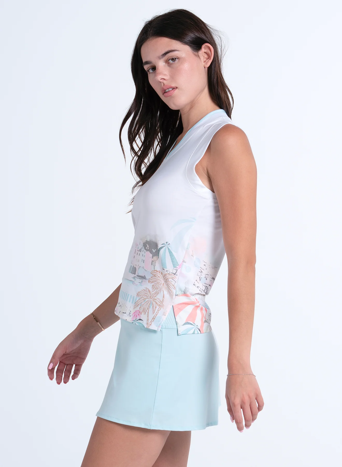 Breeze Club V-neck Tank - Image 3